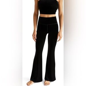 Beyond Yoga Black Flare Leggings